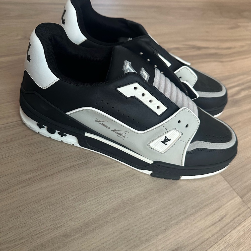 Louis Vuitton Black, White & Gray Men's Low-Top Sneakers